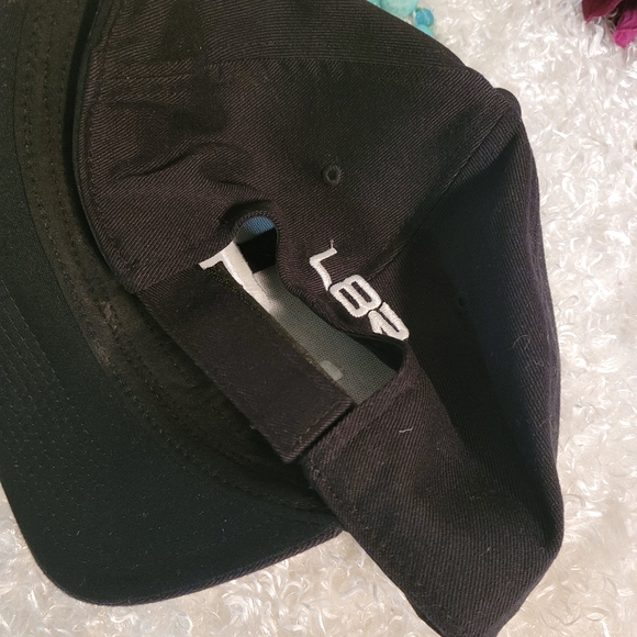 Cap - Picture 3 of 4